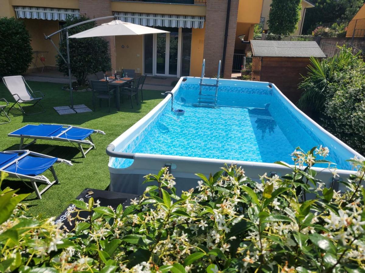 A Due Passi Dal Lago 科利科 外观 照片
